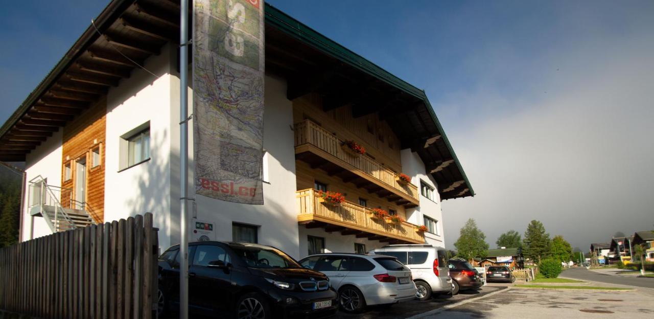 Hotel Essl In Filzmoos Exterior foto
